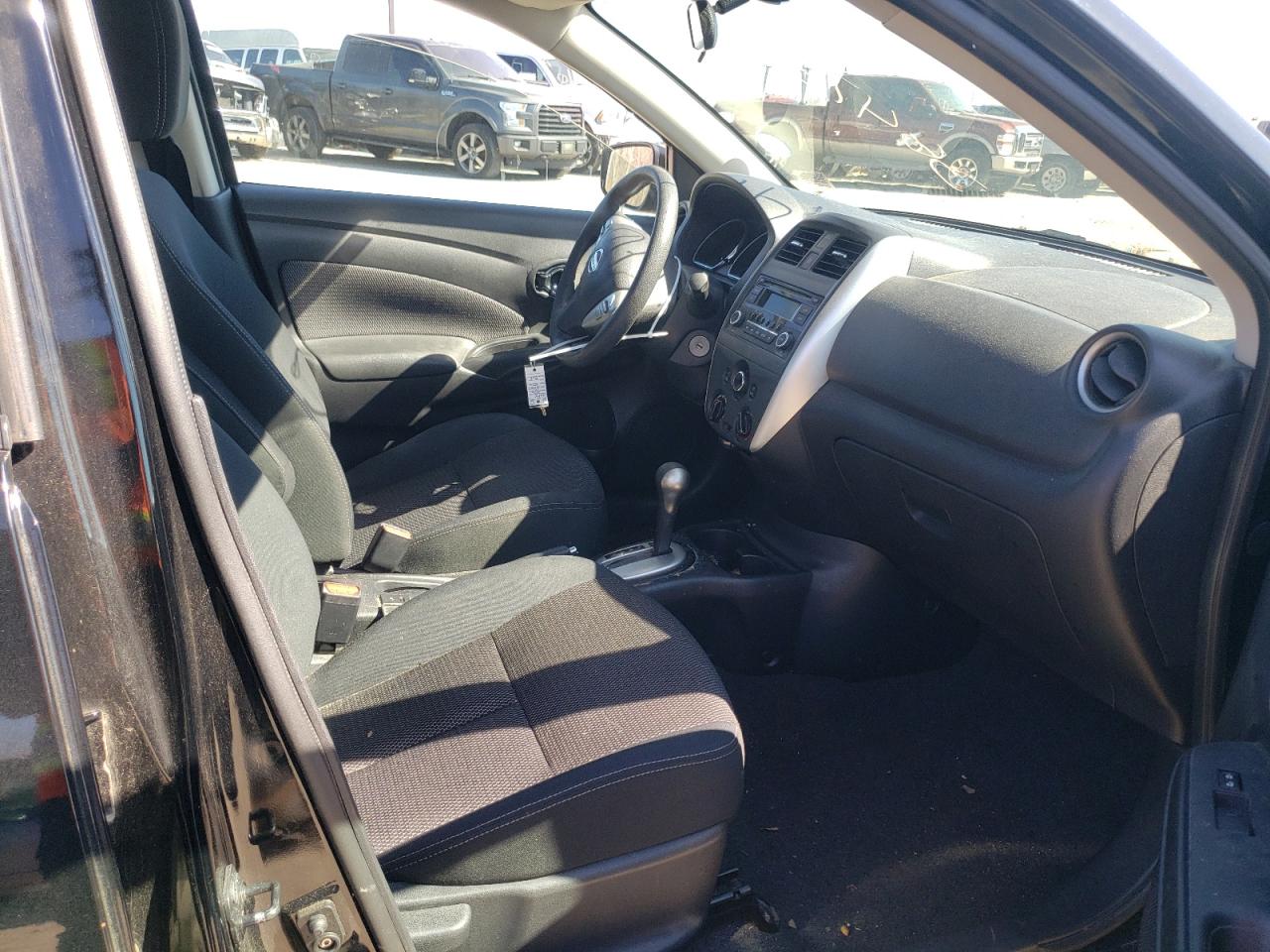 Photo 5 from auction – 2016 NISSAN VERSA S with VIN 3N1CN7AP5GL807777