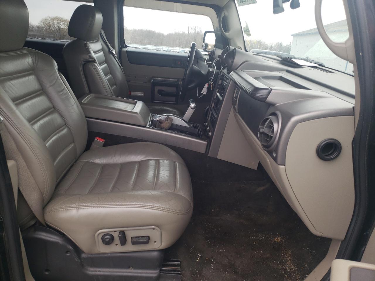 Photo 5 from auction – 2004 HUMMER H2 with VIN 5GRGN23U14H112743