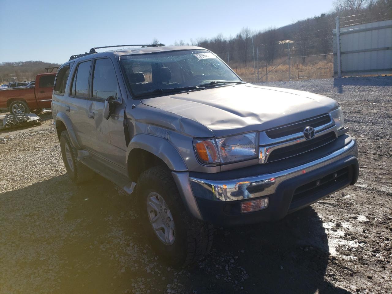 TOYOTA 4RUNNER SR 2001 with VIN JT3HN86R810346506 - Photo from auction