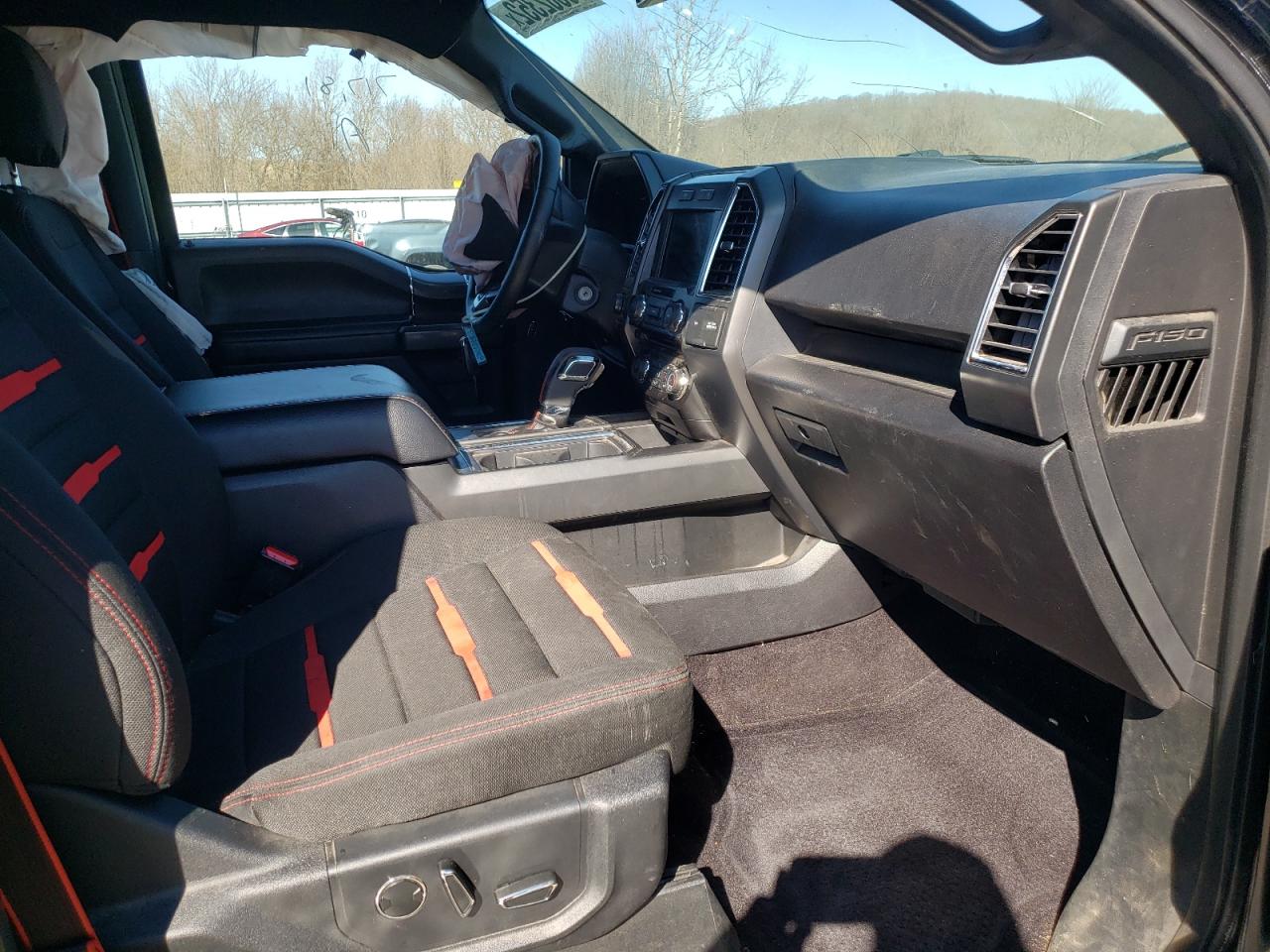 Photo 5 from auction – 2016 FORD F150 SUPER with VIN 1FTEW1EP4GFC17431