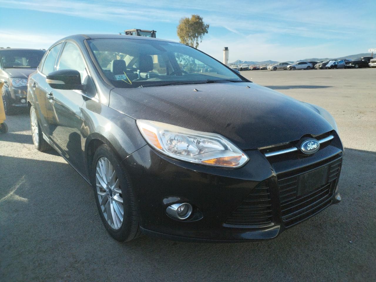 FORD FOCUS SEL 2012 with VIN 1FAHP3H24CL168562 - Photo from auction