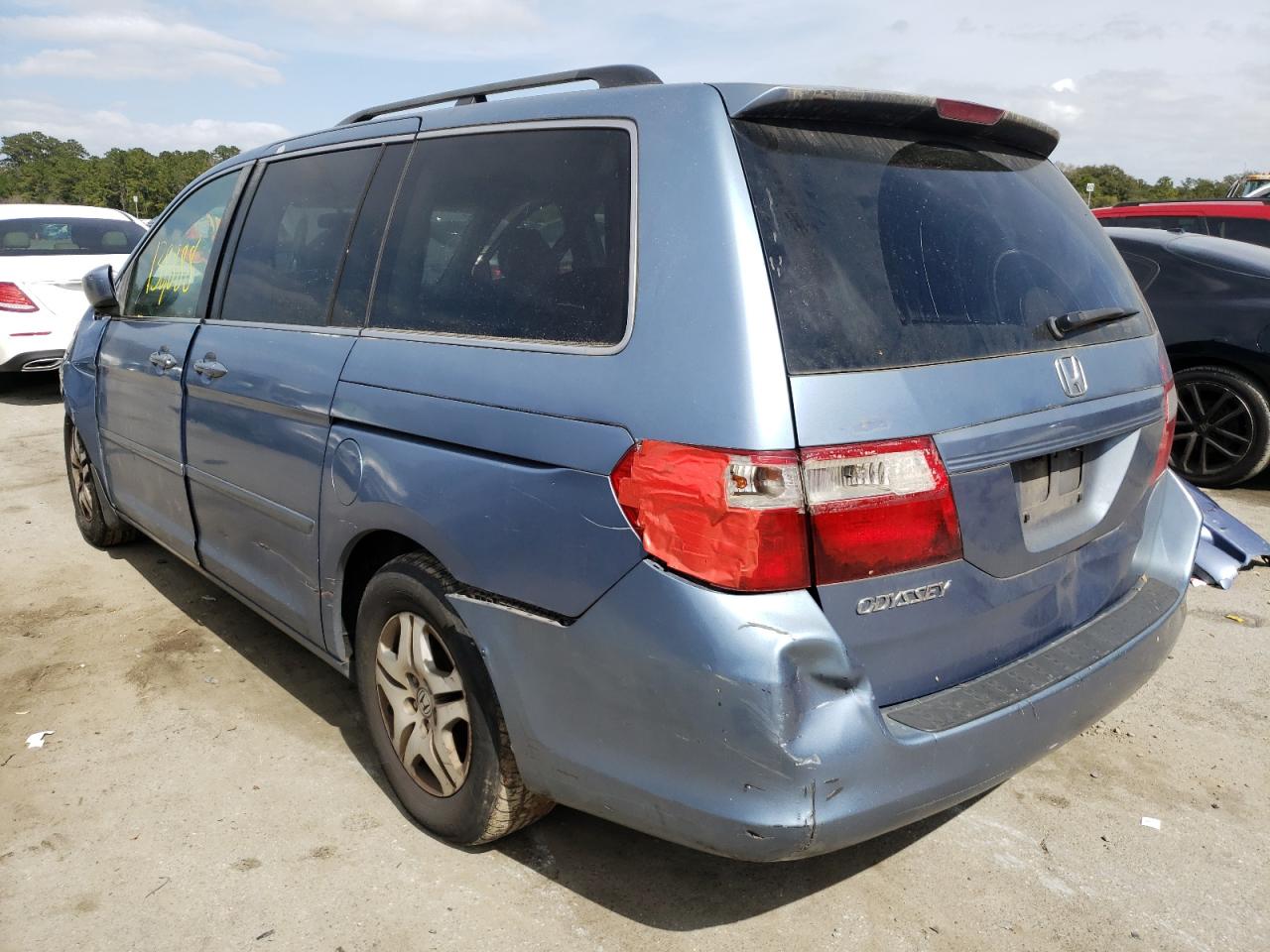 Photo 3 from auction – 2007 HONDA ODYSSEY EX with VIN 5FNRL386X7B007218