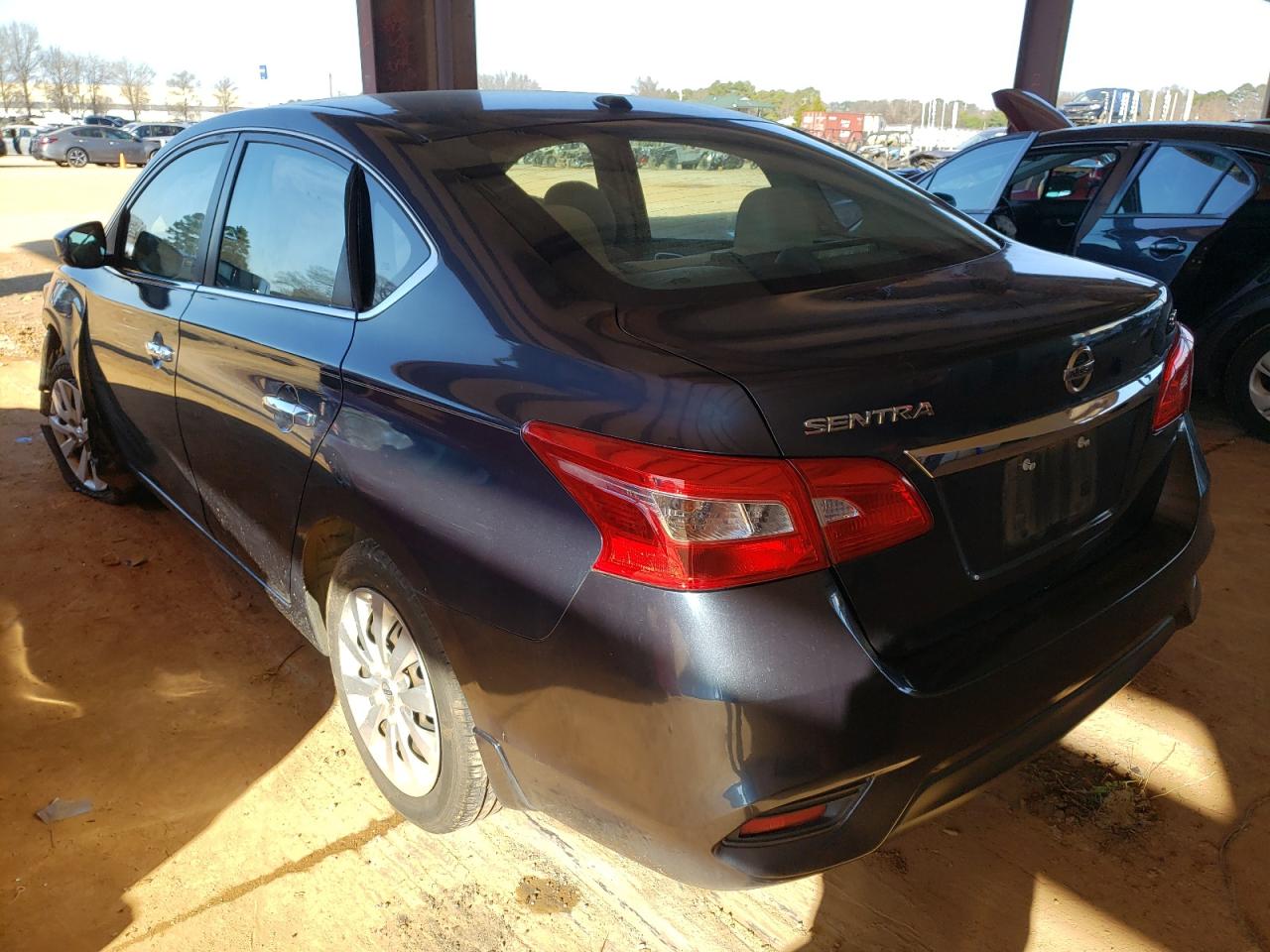 Photo 3 from auction – 2016 NISSAN SENTRA S with VIN 3N1AB7AP1GL682096