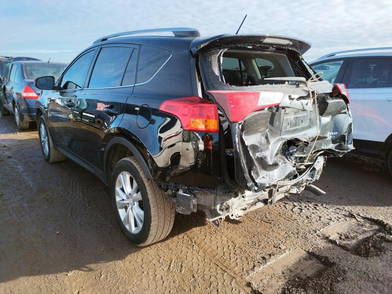 Photo 3 from auction – 2013 TOYOTA RAV4 LIMIT with VIN 2T3DFREV9DW067870