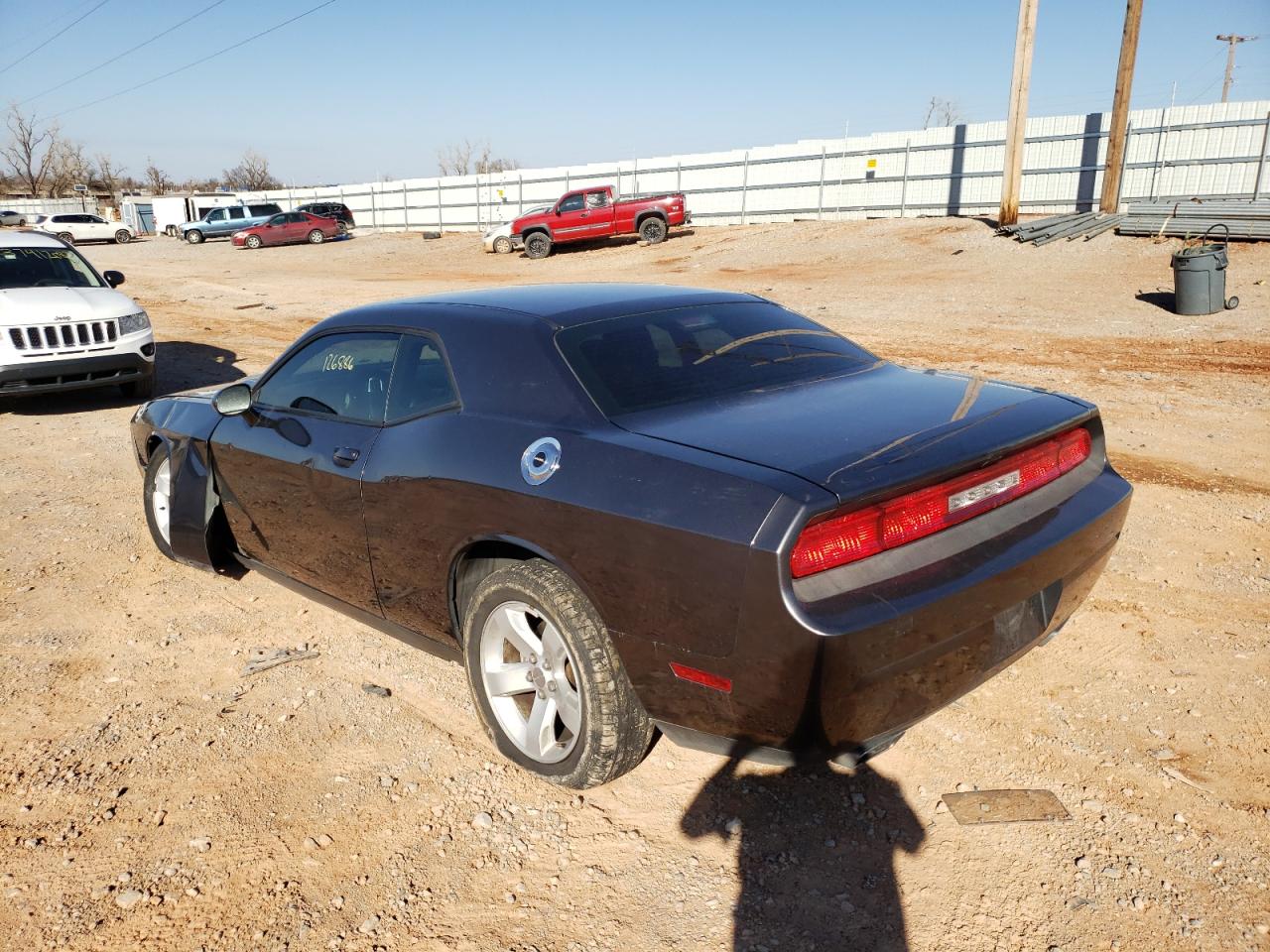 Photo 3 from auction – 2014 DODGE CHALLENGER with VIN 2C3CDYAG4EH152995