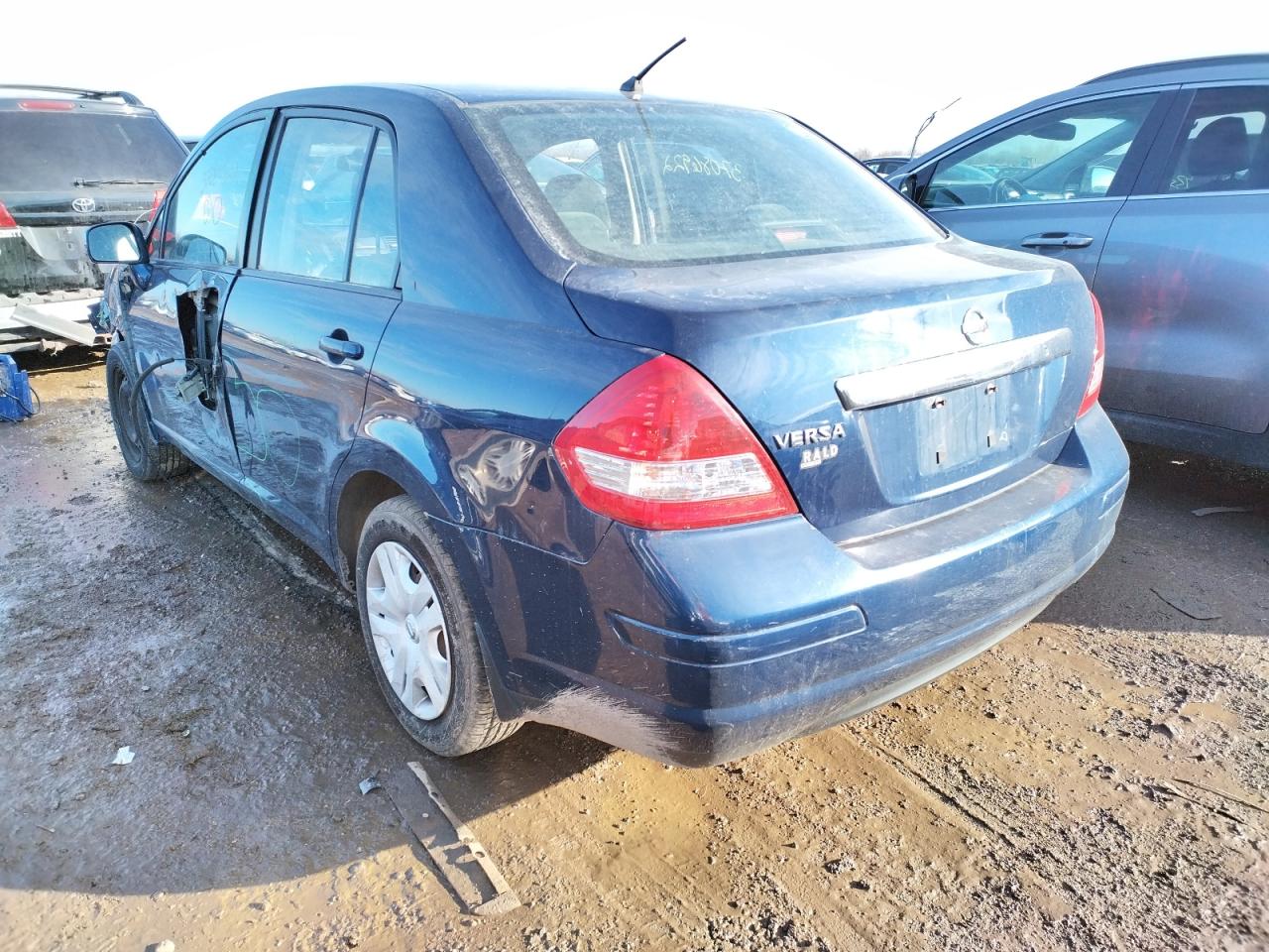 Photo 3 from auction – 2011 NISSAN VERSA S with VIN 3N1BC1AP9BL428983