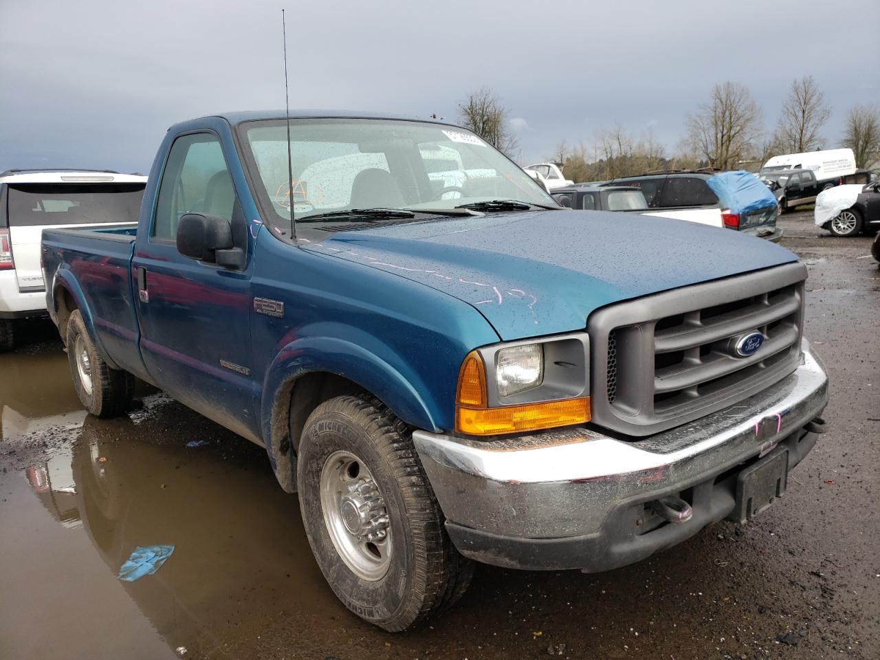 FORD F250 SUPER 2000 with VIN 1FTNF20F3YEA85158 - Photo from auction