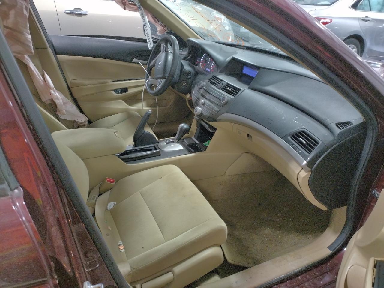 Photo 5 from auction – 2011 HONDA ACCORD LXP with VIN 1HGCP2F40BA086164