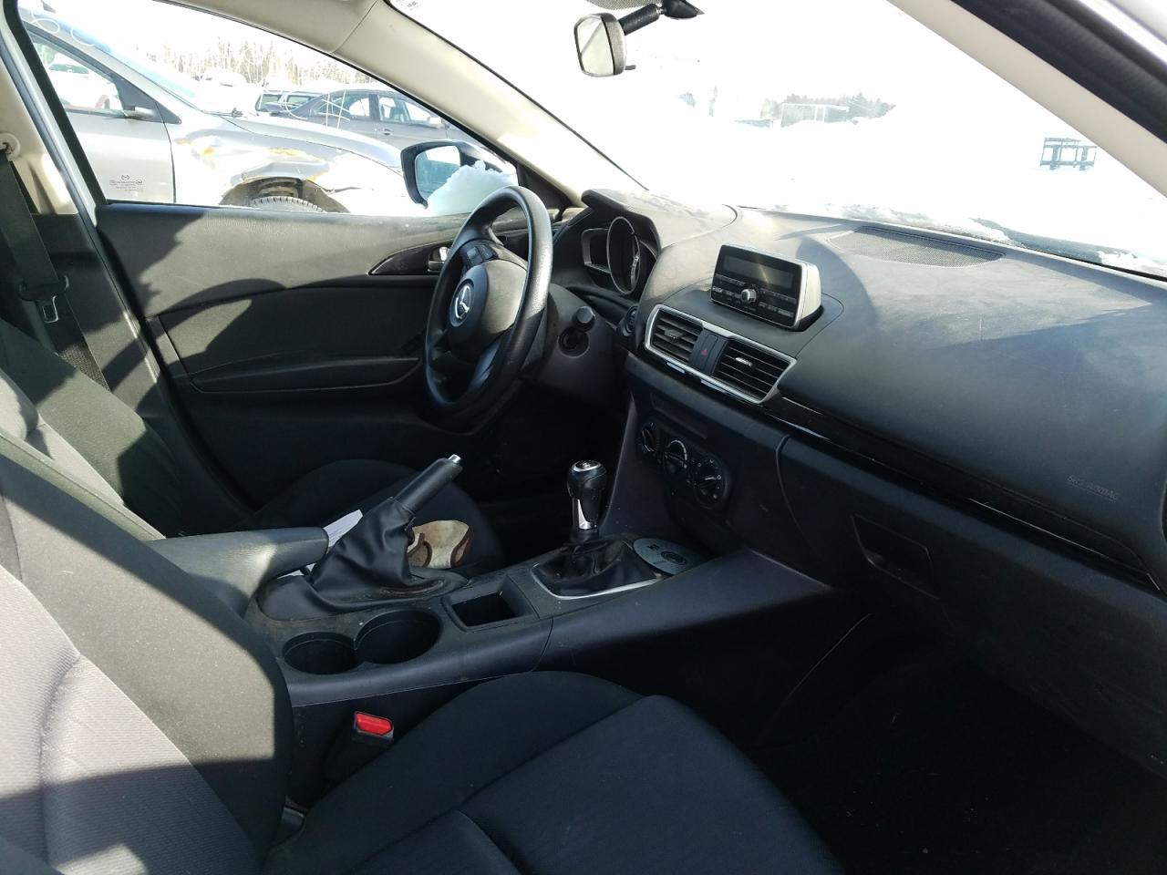 Photo 5 from auction – 2015 MAZDA 3 SPORT with VIN JM1BM1U77F1229773
