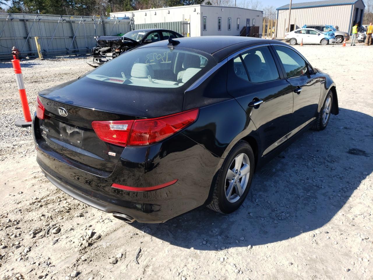 Photo 4 from auction – 2015 KIA OPTIMA LX with VIN KNAGM4A7XF5660139