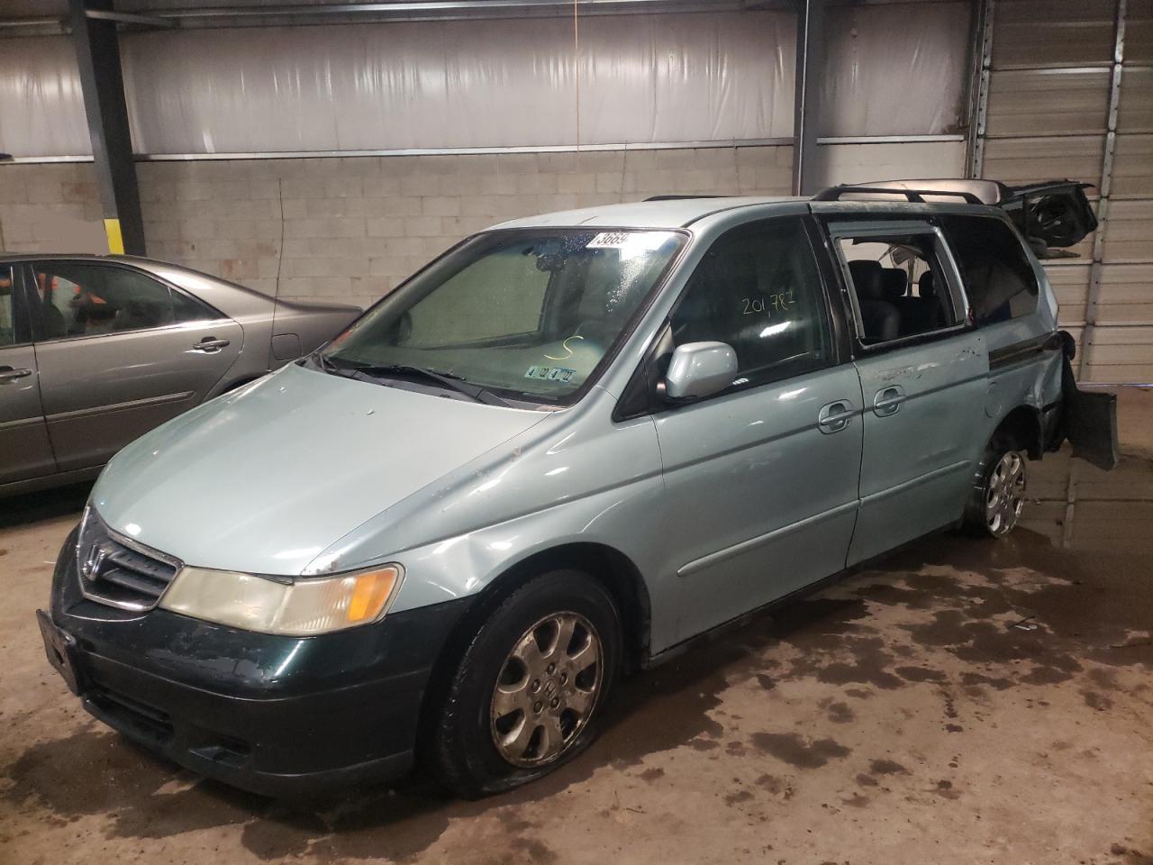 Photo 2 from auction – 2003 HONDA ODYSSEY EX with VIN 5FNRL18913B105384