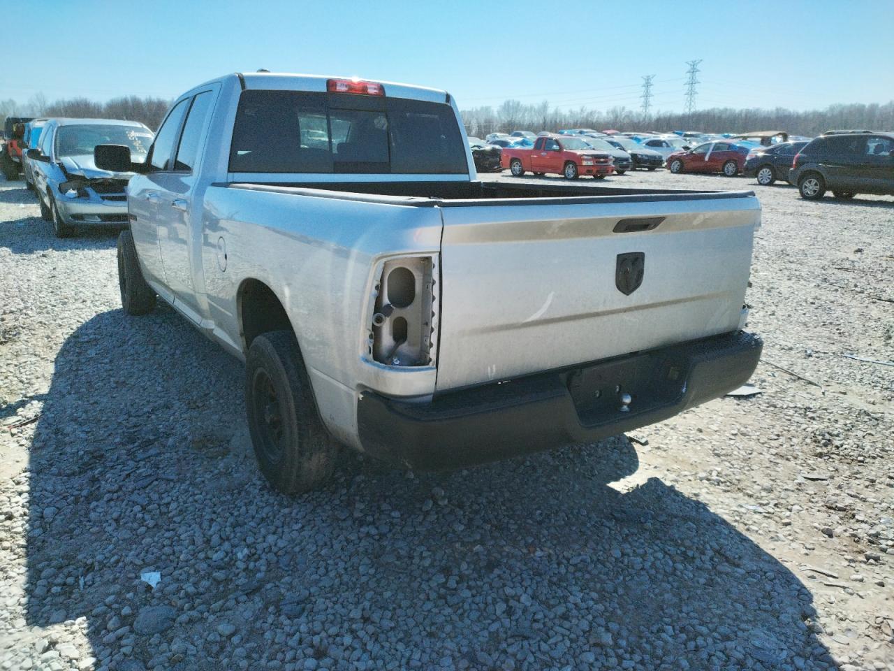 Photo 3 from auction – 2015 RAM 1500 SLT with VIN 1C6RR6GG5FS761579