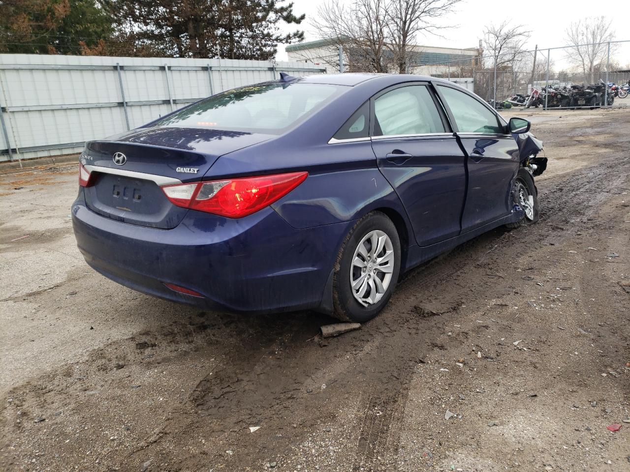 Photo 4 from auction – 2012 HYUNDAI SONATA GLS with VIN 5NPEB4AC4CH383030