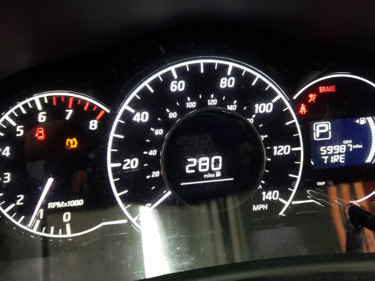 Photo 8 from auction – 2019 NISSAN VERSA NOTE with VIN 3N1CE2CP3KL357801