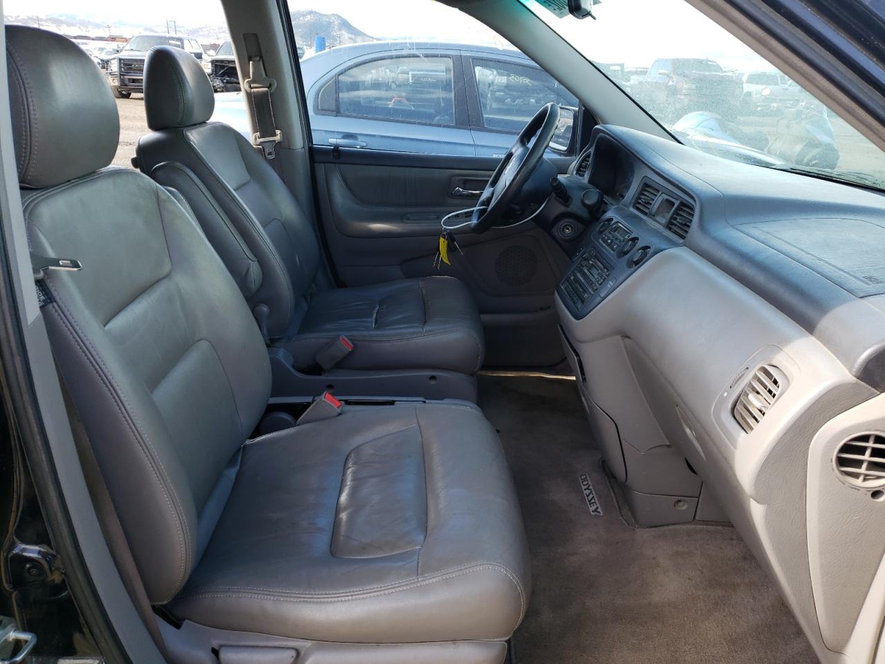 Photo 5 from auction – 2003 HONDA ODYSSEY EX with VIN 5FNRL189X3B050109