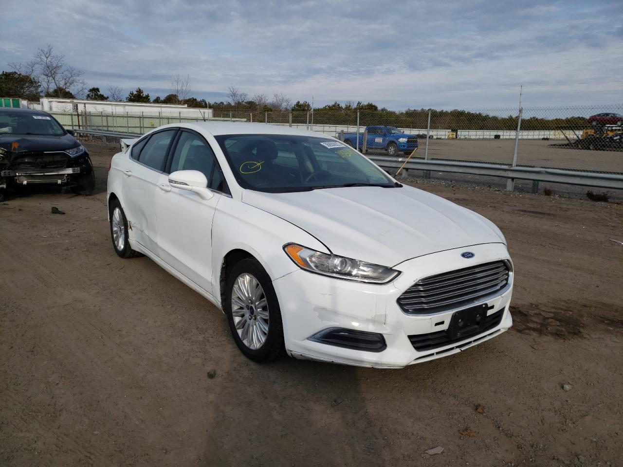FORD FUSION SE 2014 with VIN 3FA6P0LU8ER293647 - Photo from auction