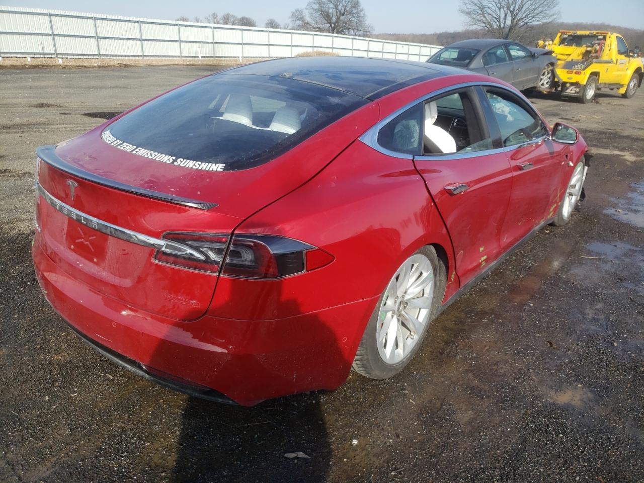 Photo 4 from auction – 2017 TESLA MODEL S with VIN 5YJSA1E46HF182145