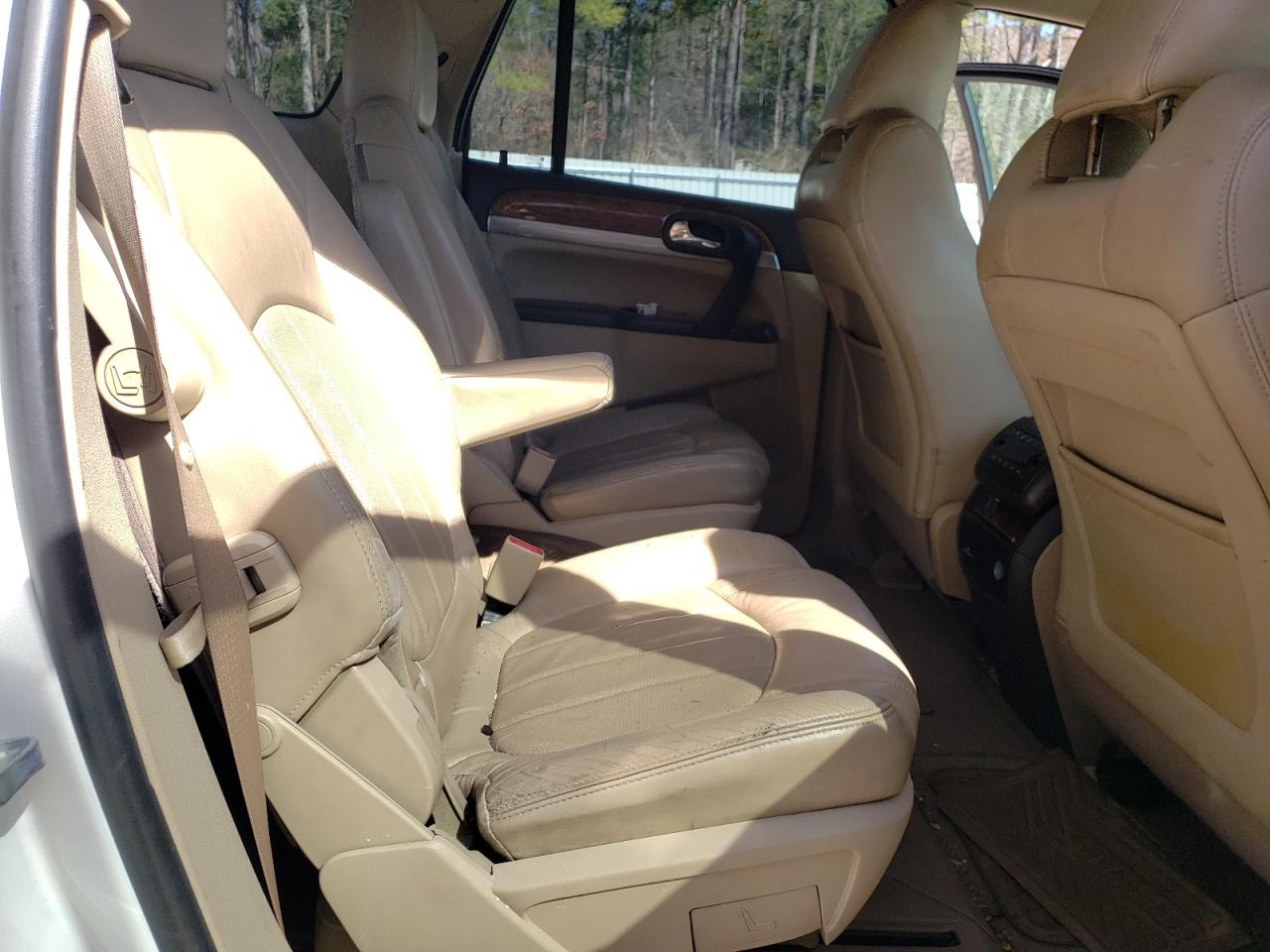 Photo 6 from auction – 2012 BUICK ENCLAVE with VIN 5GAKRCED8CJ267317