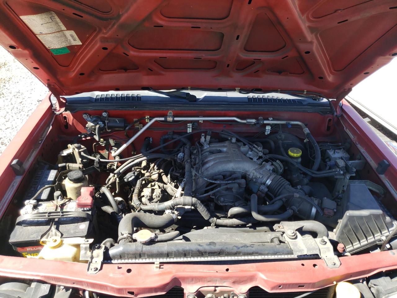Photo 7 from auction – 2002 NISSAN FRONTIER C with VIN 1N6ED29X52C333315