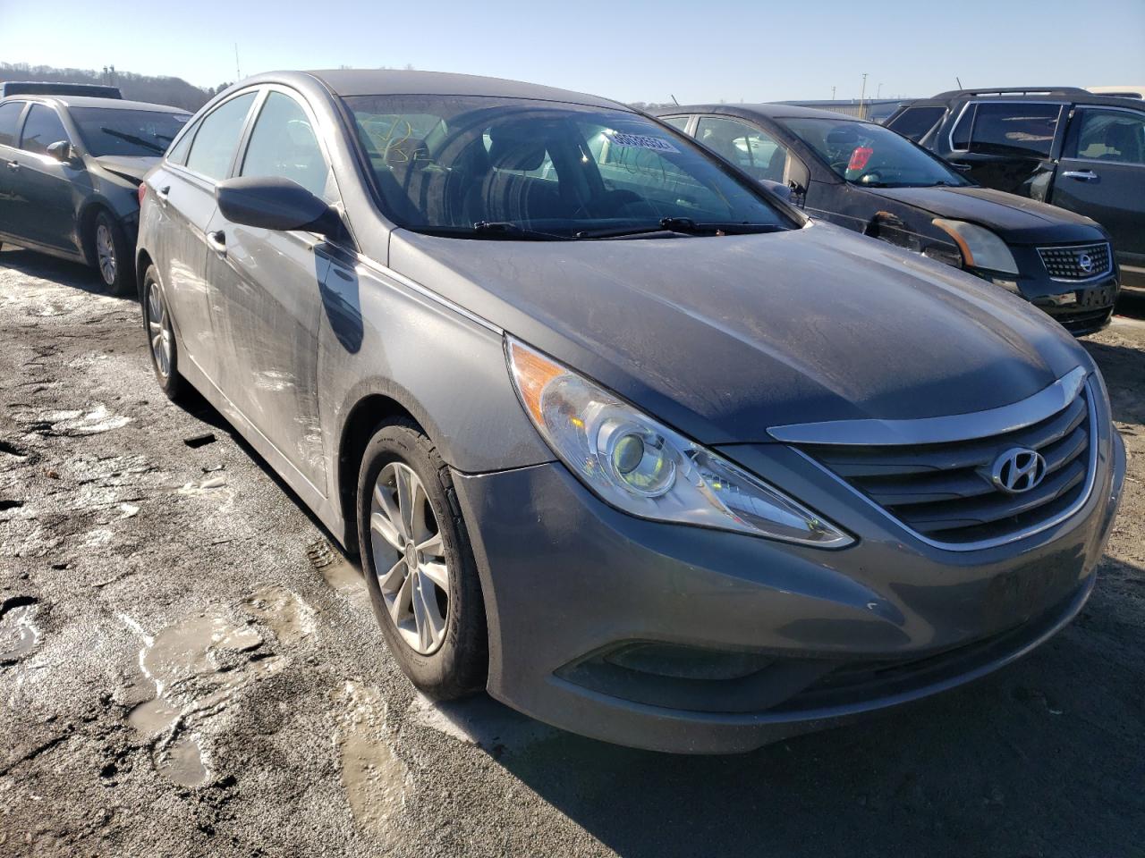 HYUNDAI SONATA GLS 2014 with VIN 5NPEB4AC8EH856480 - Photo from auction