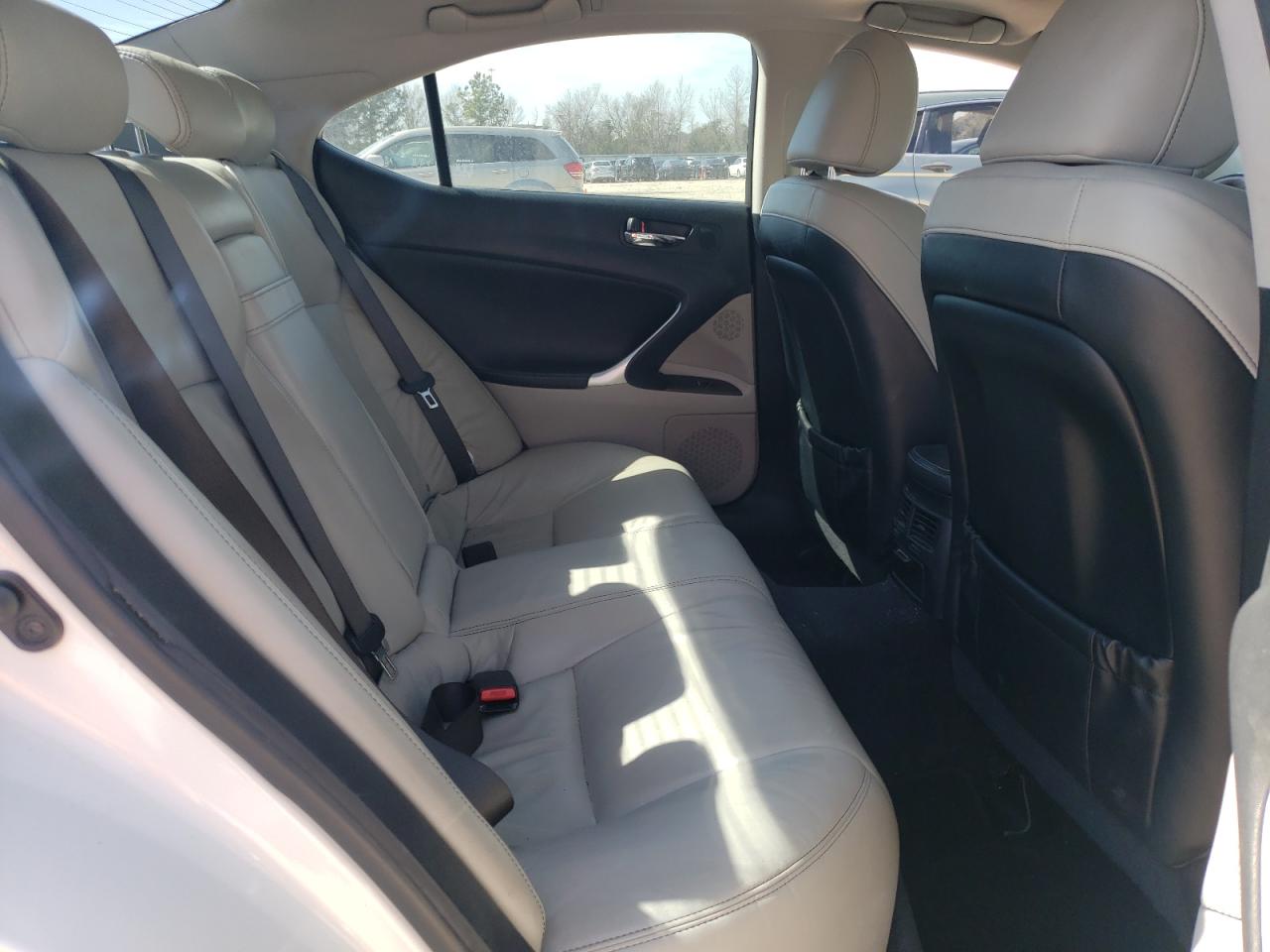 Photo 6 from auction – 2009 LEXUS IS 250 with VIN JTHBK262295107024