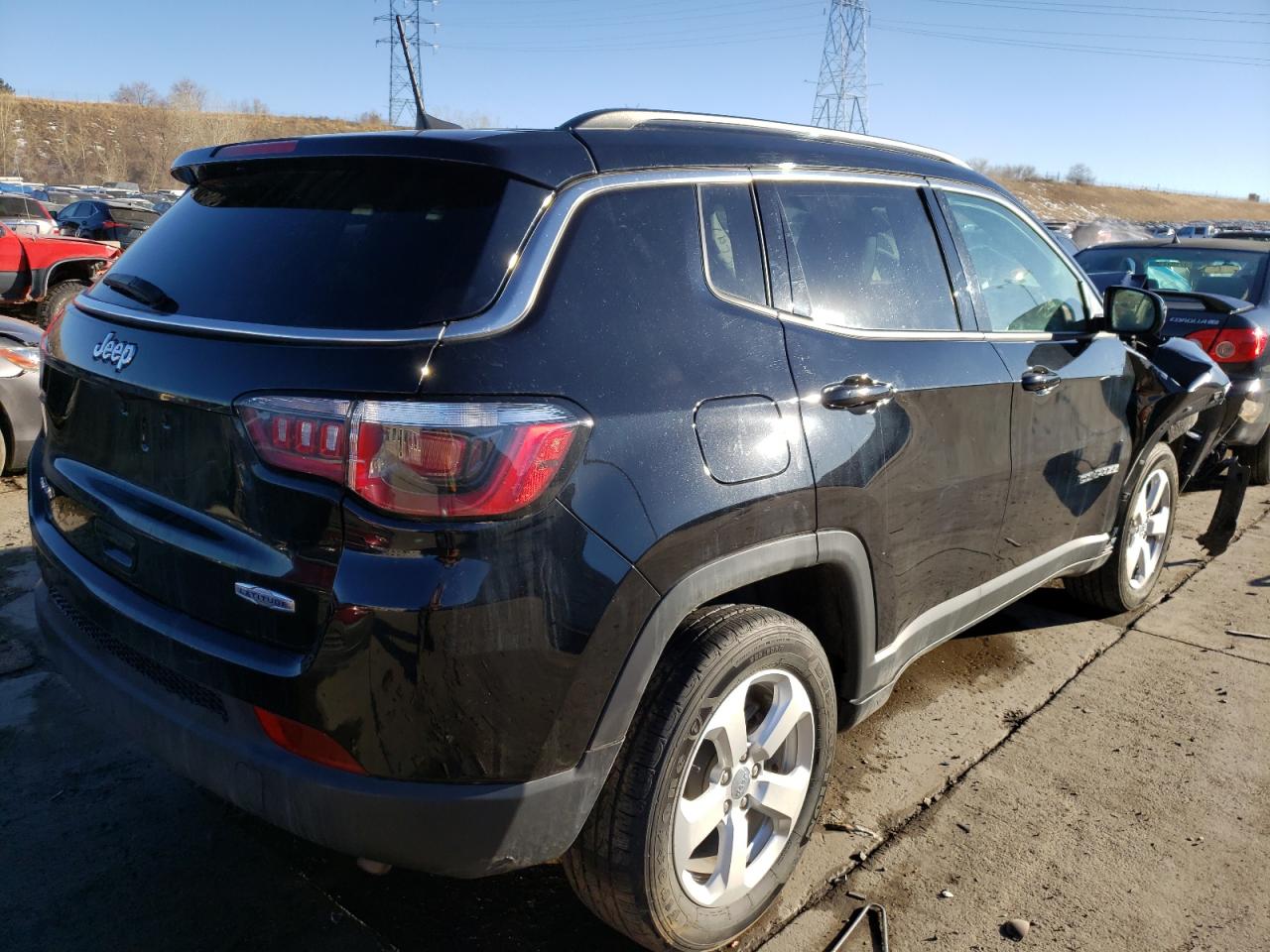 Photo 4 from auction – 2019 JEEP COMPASS LA with VIN 3C4NJDBB6KT595239
