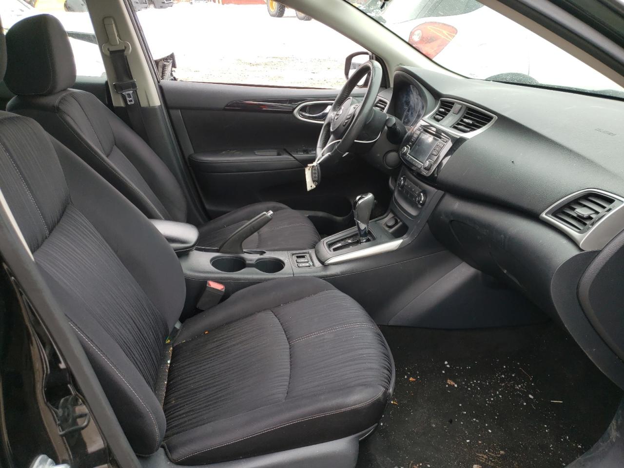 Photo 5 from auction – 2016 NISSAN SENTRA with VIN 3N1AB7AP8GY219536