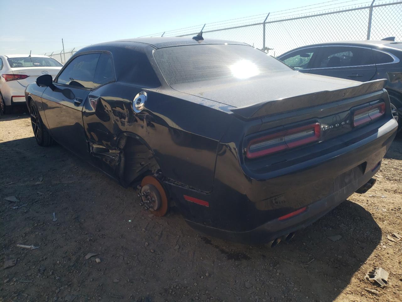 Photo 3 from auction – 2016 DODGE CHALLENGER with VIN 2C3CDZBT0GH177705