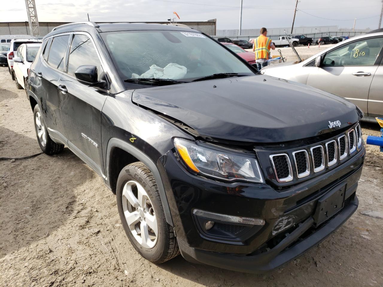 JEEP COMPASS LA 2018 with VIN 3C4NJDBB7JT270274 - Photo from auction