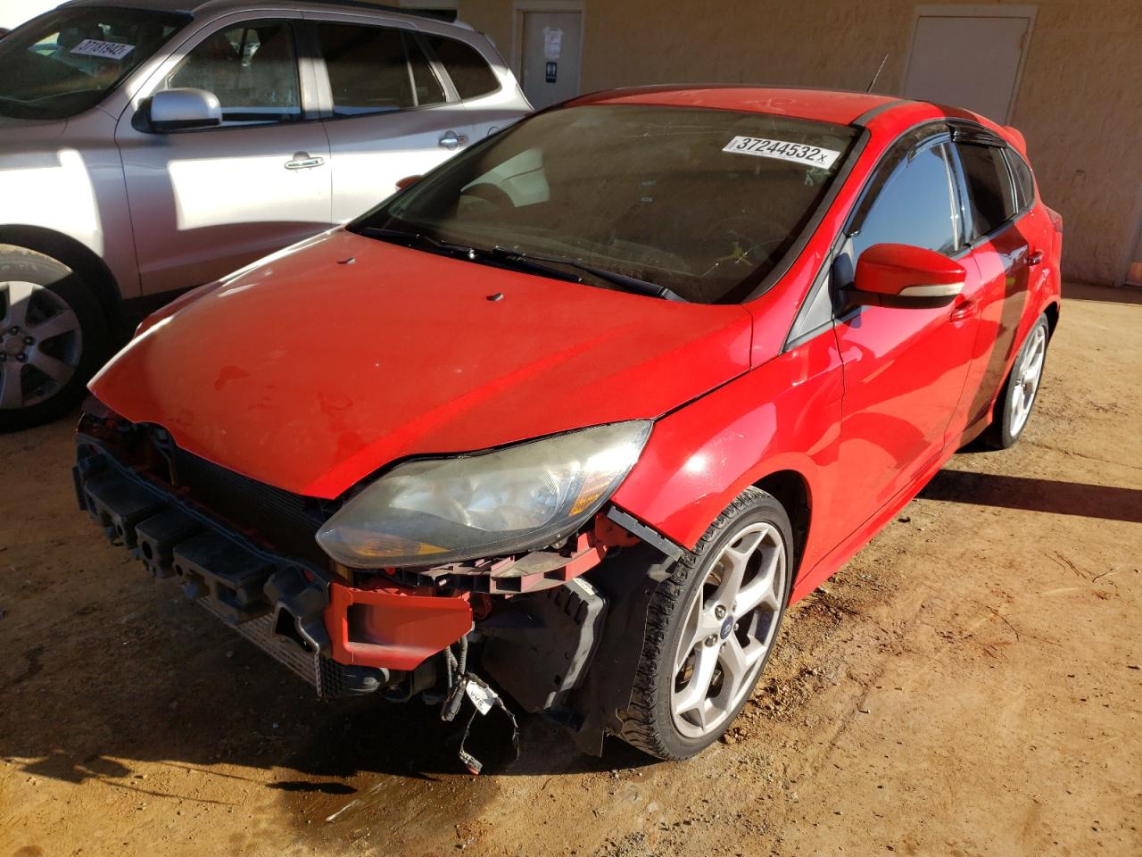 Photo 2 from auction – 2014 FORD FOCUS ST with VIN 1FADP3L94EL268568