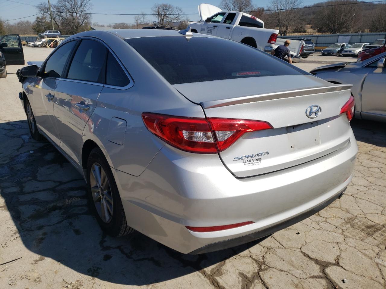 Photo 3 from auction – 2015 HYUNDAI SONATA SE with VIN 5NPE24AF7FH025998