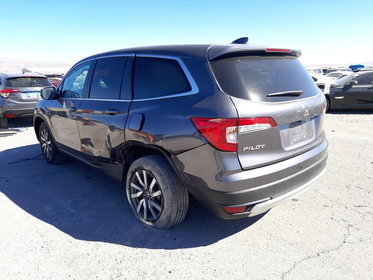 Photo 3 from auction – 2019 HONDA PILOT EX with VIN 5FNYF5H33KB019031