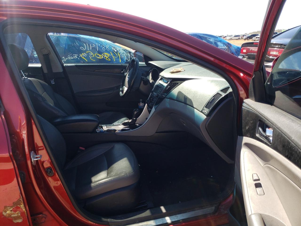 Photo 5 from auction – 2014 HYUNDAI SONATA SE with VIN 5NPEC4AC4EH887416