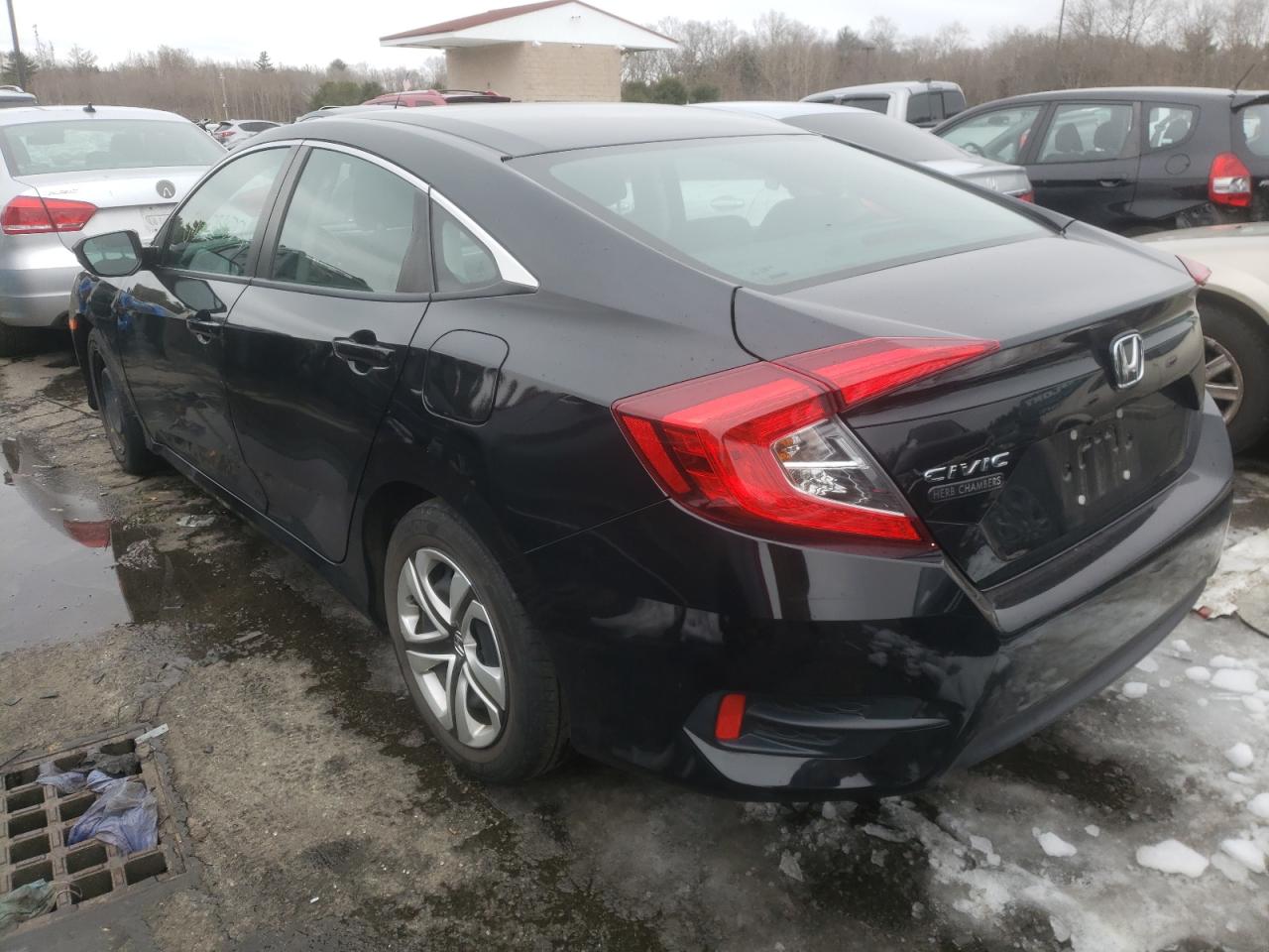 Photo 3 from auction – 2018 HONDA CIVIC LX with VIN 19XFC2F57JE203542