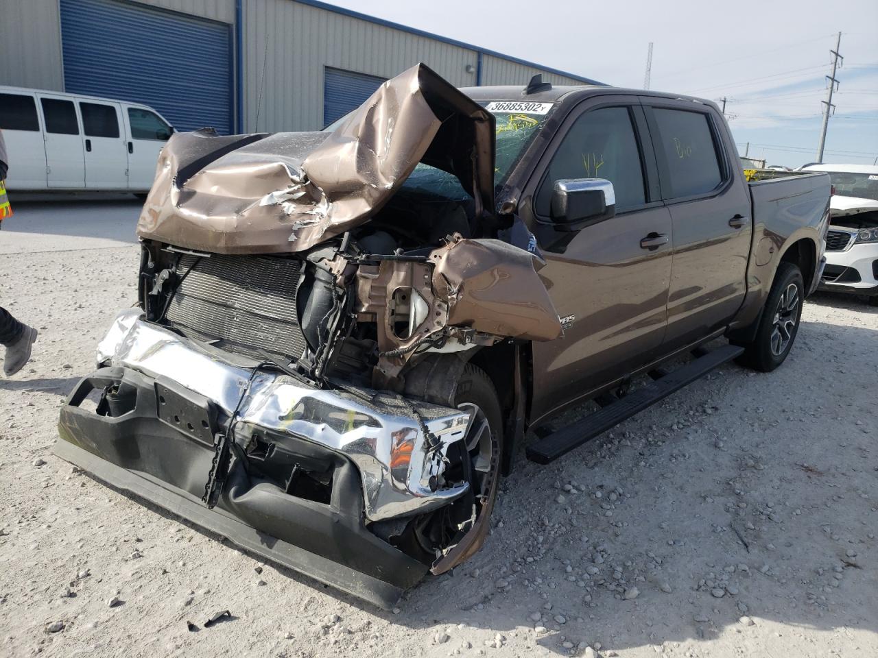 Photo 2 from auction – 2019 CHEVROLET SILVERADO with VIN 3GCPWCED1KG264532