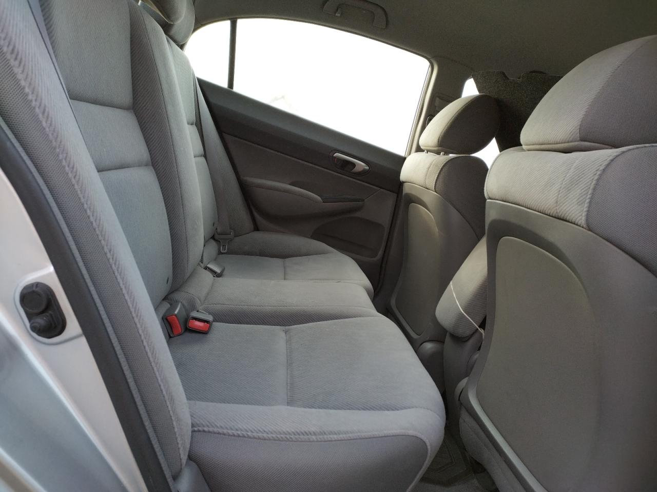 Photo 6 from auction – 2010 HONDA CIVIC LX with VIN 2HGFA1F56AH326822
