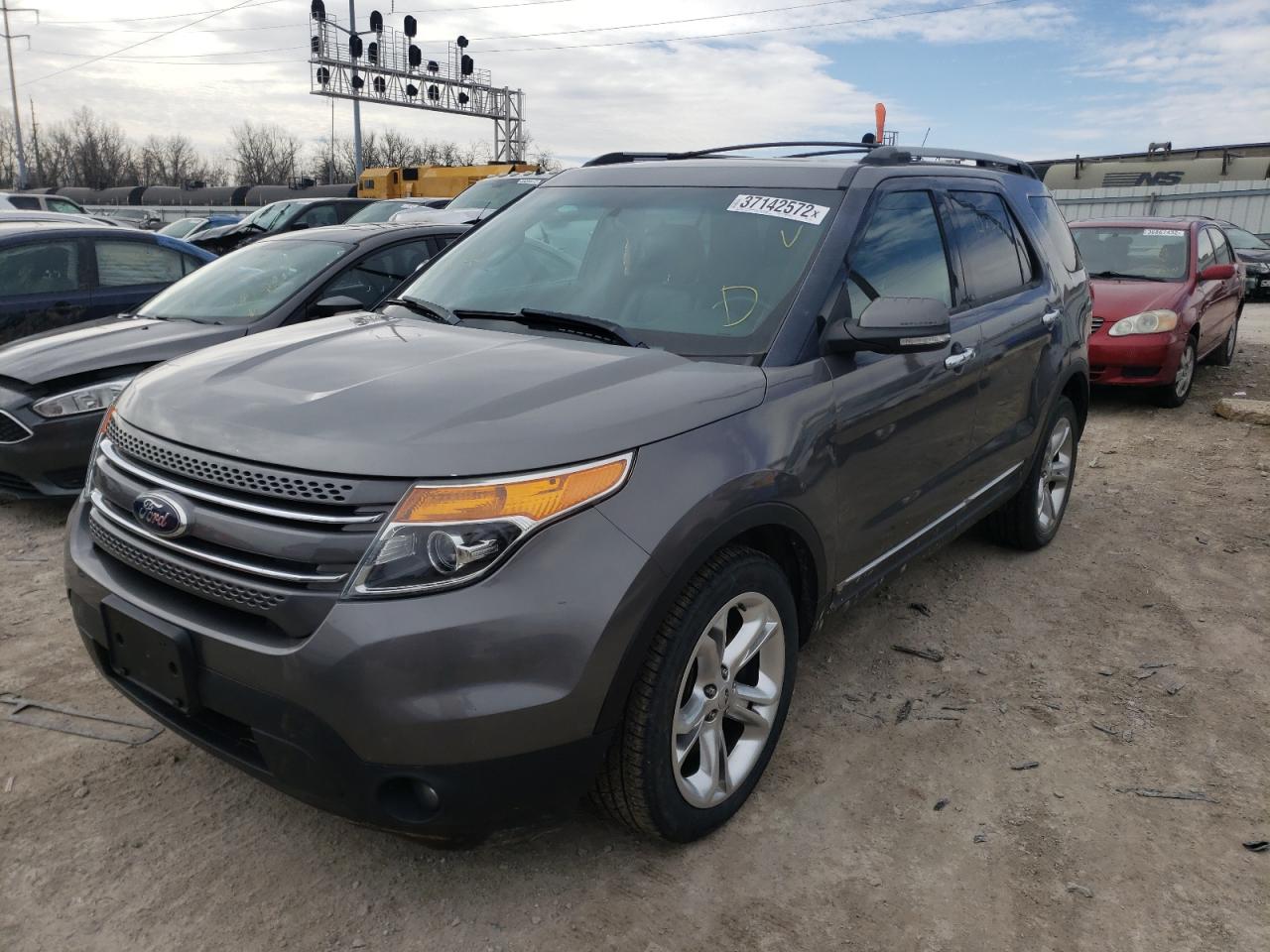 صورة رقم 2 من المزاد - 2013 FORD EXPLORER L مع VIN 1FM5K8F80DGC13096