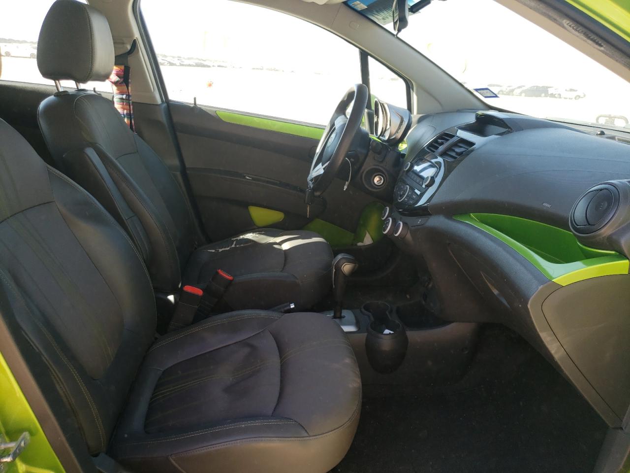 Photo 5 from auction – 2014 CHEVROLET SPARK LS with VIN KL8CB6S9XEC560693