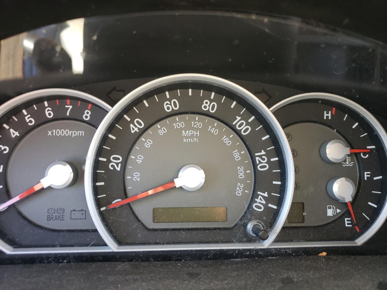 Photo 8 from auction – 2008 KIA SORENTO EX with VIN KNDJC736685856194