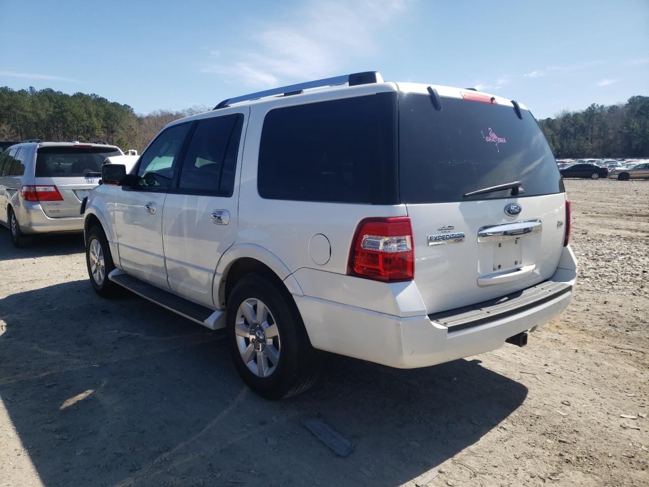 Photo 3 from auction – 2010 FORD EXPEDITION with VIN 1FMJU1K50AEB65960
