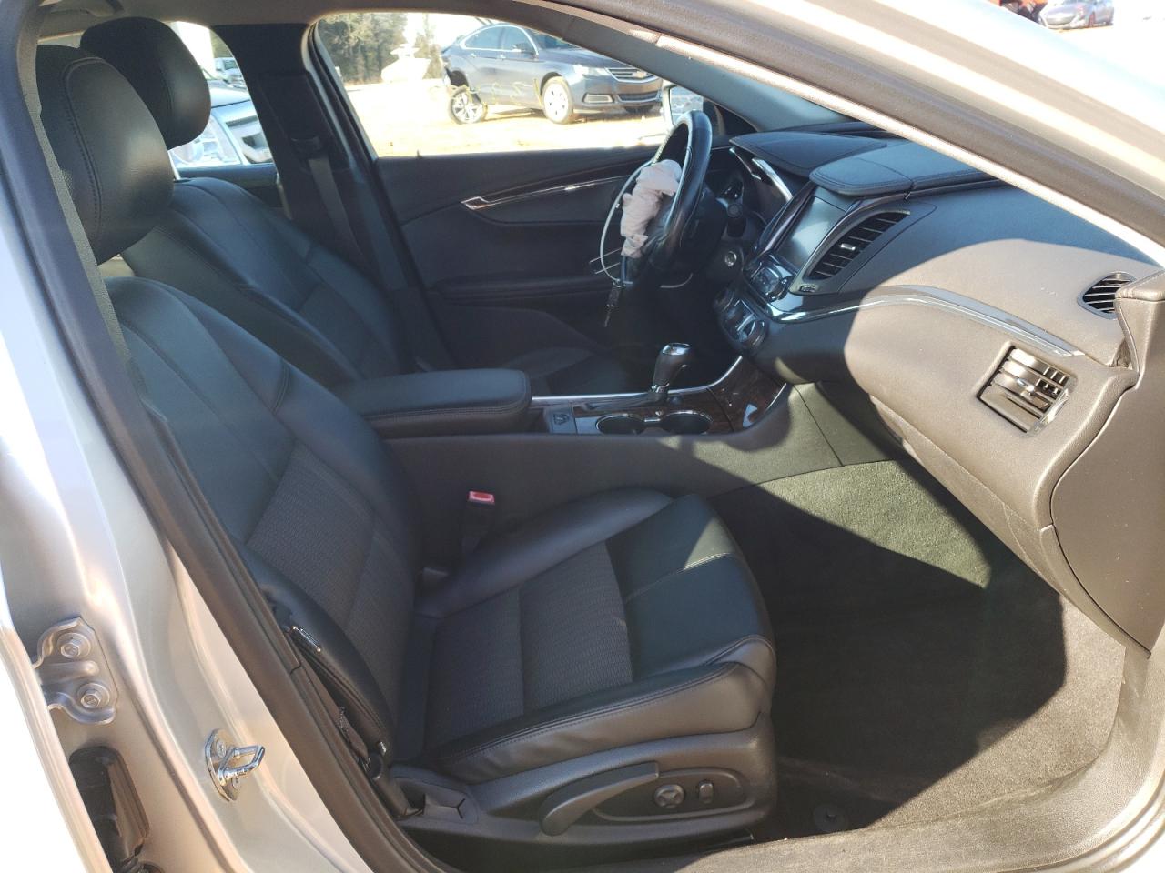 Photo 5 from auction – 2014 CHEVROLET IMPALA LT with VIN 2G1125S33E9118388