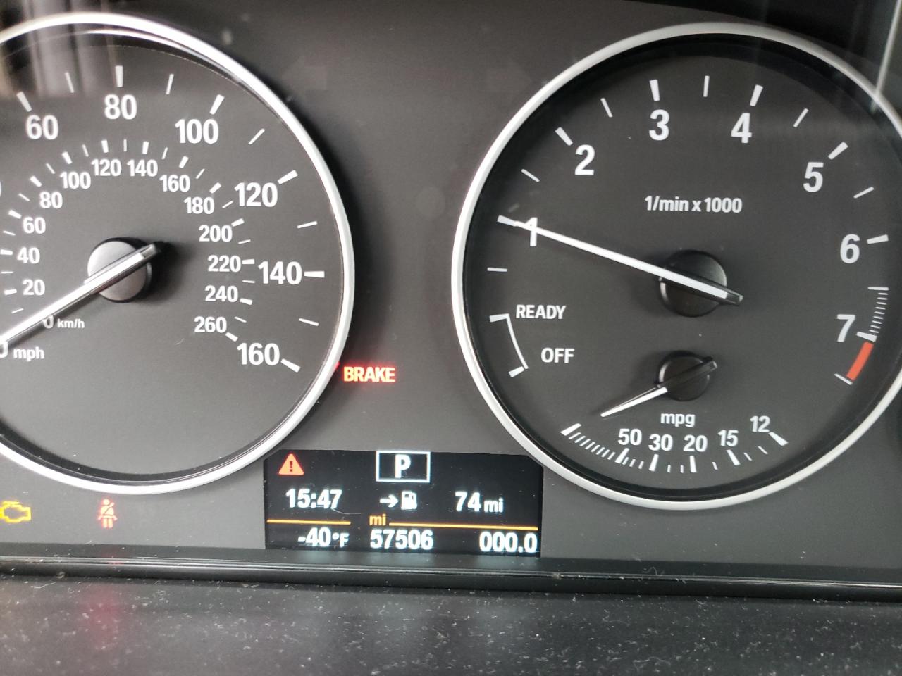 Photo 8 from auction – 2016 BMW 320 XI with VIN WBA8E5G58GNT93937