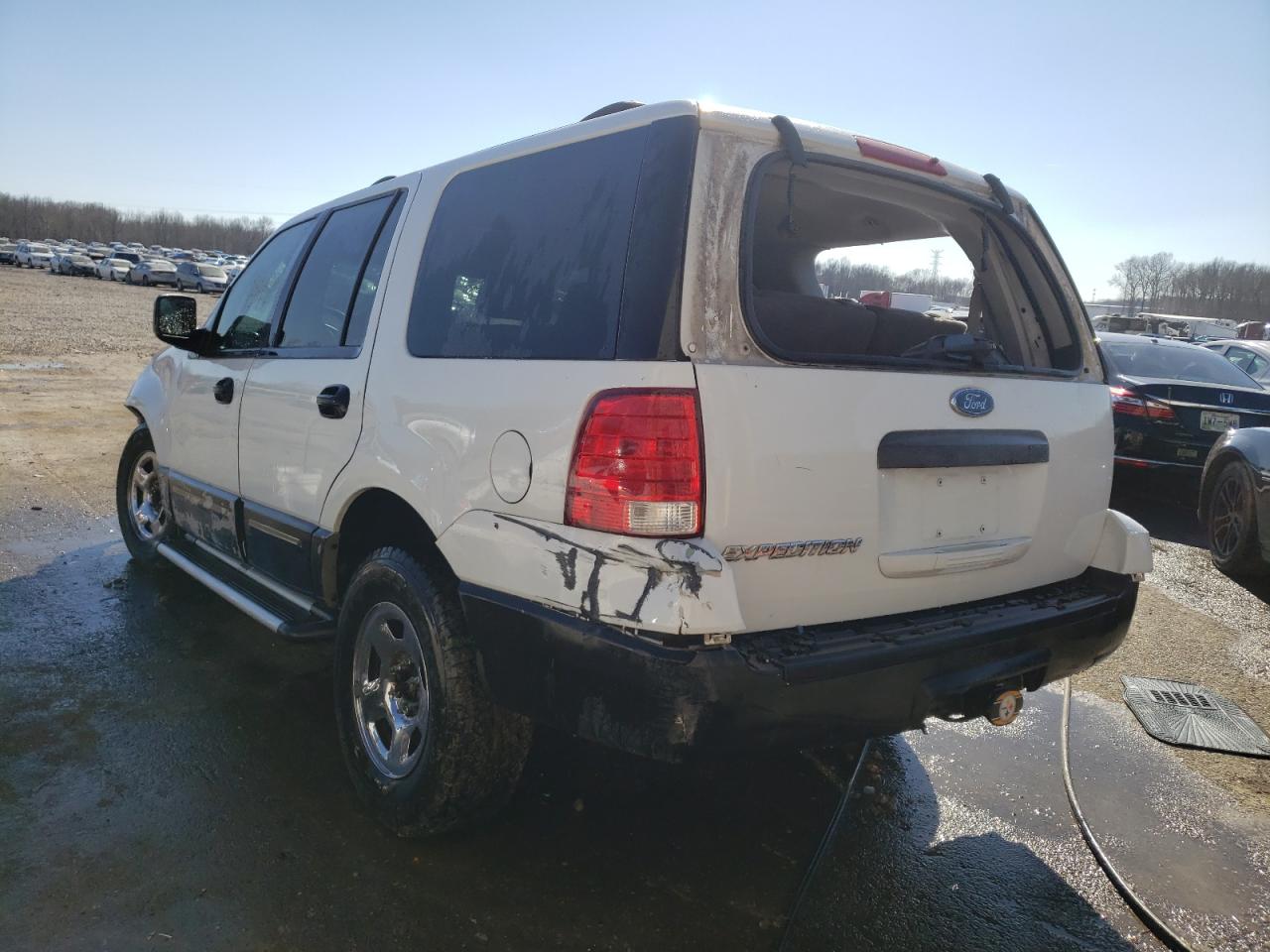Photo 3 from auction – 2004 FORD EXPEDITION with VIN 1FMRU13W94LA67942