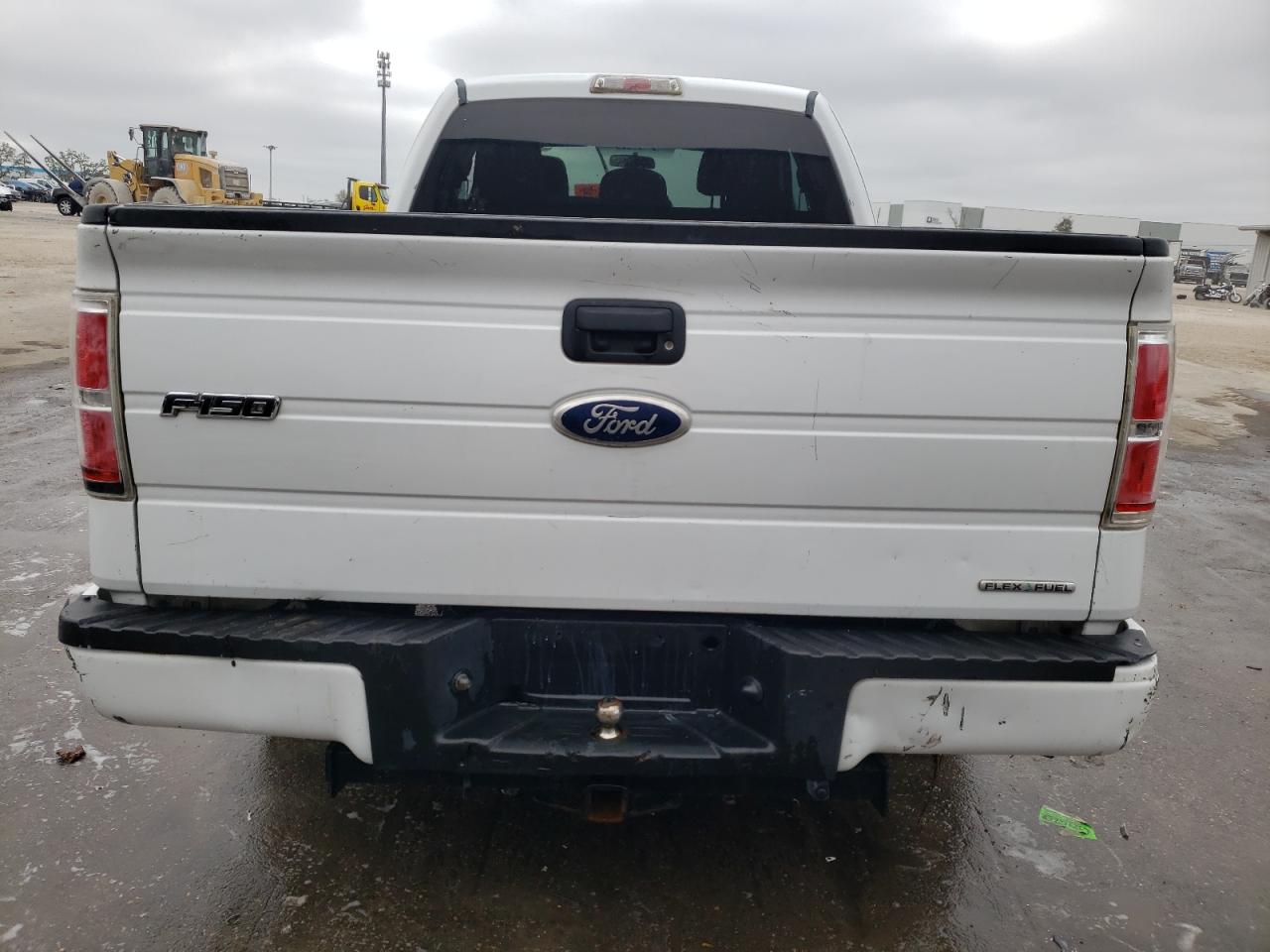 Photo 9 from auction – 2011 FORD F150 SUPER with VIN 1FTFX1CF0BFD03114