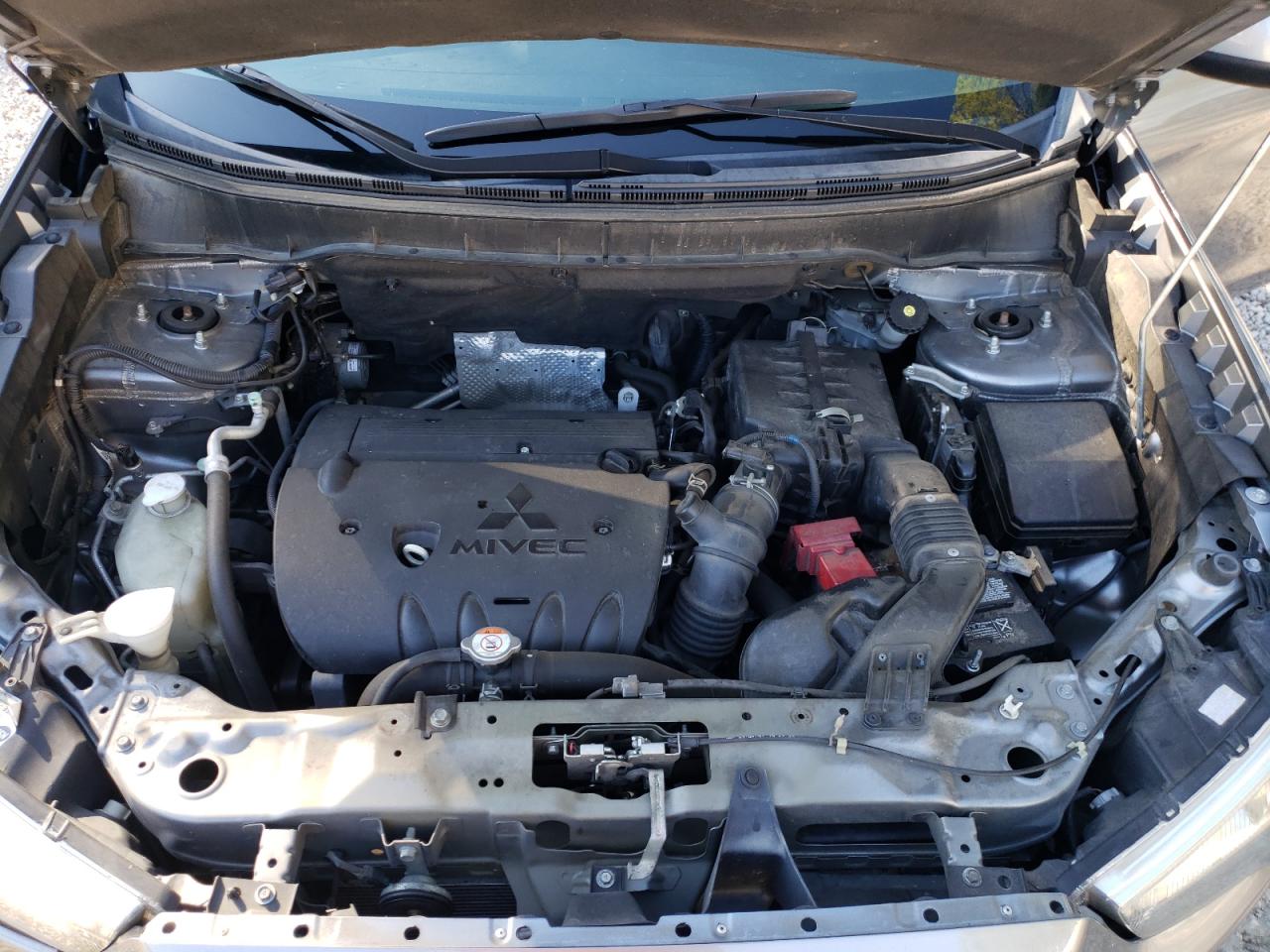 Photo 7 from auction – 2015 MITSUBISHI OUTLANDER with VIN 4A4AP3AUXFE061301