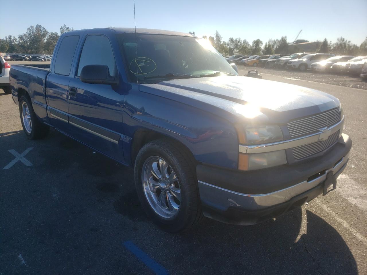 CHEVROLET SILVERADO 2003 with VIN 2GCEC19T631198172 - Photo from auction