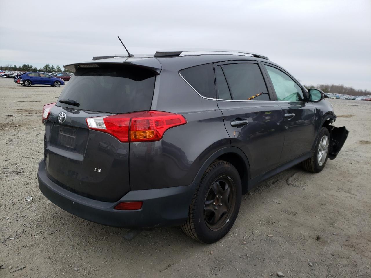 Photo 4 from auction – 2015 TOYOTA RAV4 LE with VIN 2T3ZFREV6FW171595