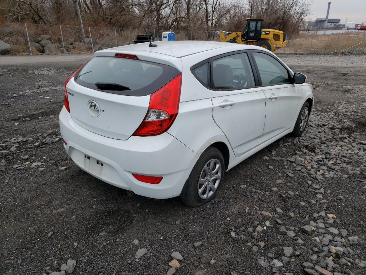 Photo 4 from auction – 2013 HYUNDAI ACCENT with VIN KMHCT5AE9DU071803