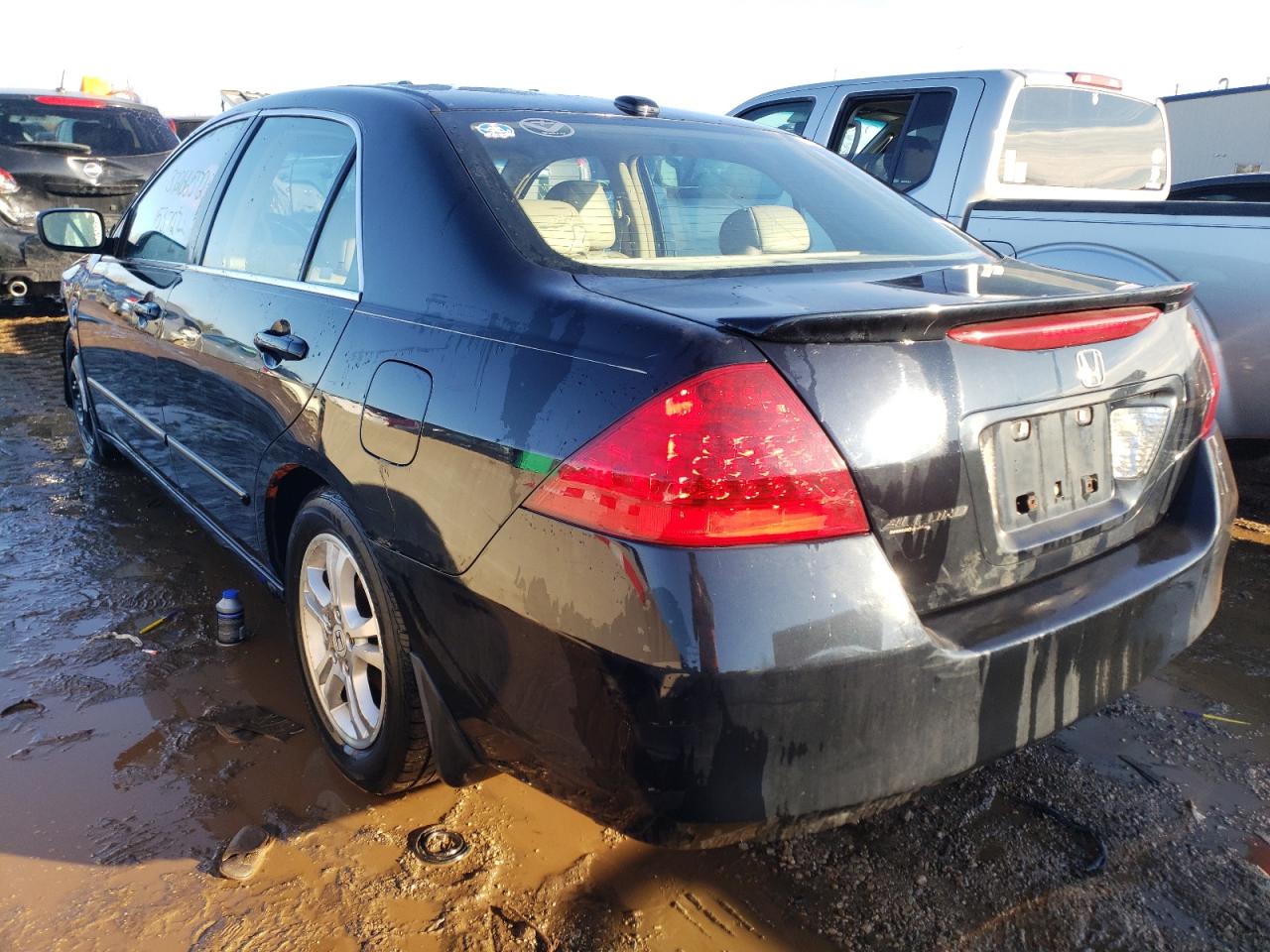 Photo 3 from auction – 2007 HONDA ACCORD with VIN 1HGCM56897A110997