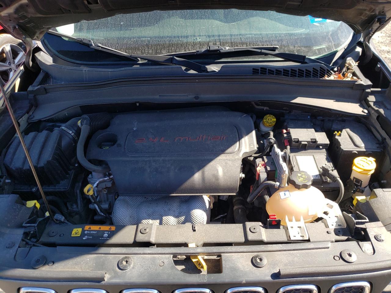 Photo 7 from auction – 2017 JEEP RENEGADE S with VIN ZACCJBAB0HPE76180